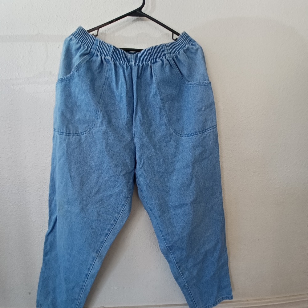 100% cotton vintage mom jeans size 18 made in the USA high-waisted pull on skinn